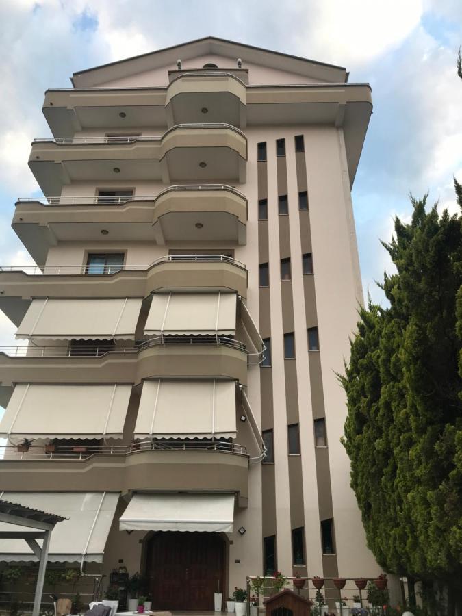 Guest House Il Palazzo Durrës 外观 照片