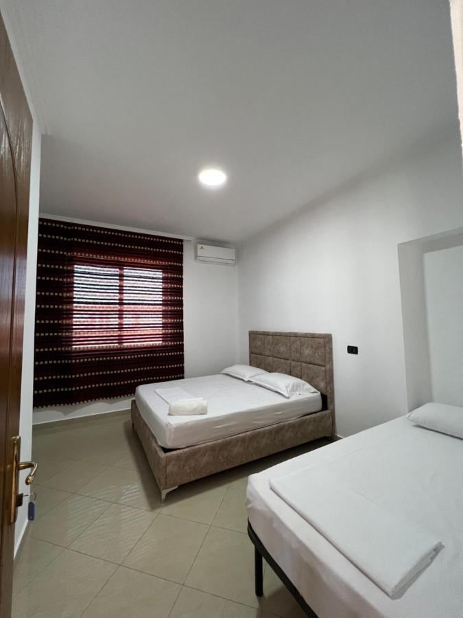 Guest House Il Palazzo Durrës 外观 照片