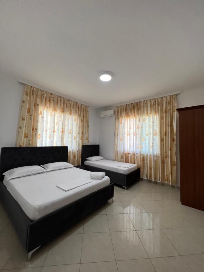 Guest House Il Palazzo Durrës 外观 照片