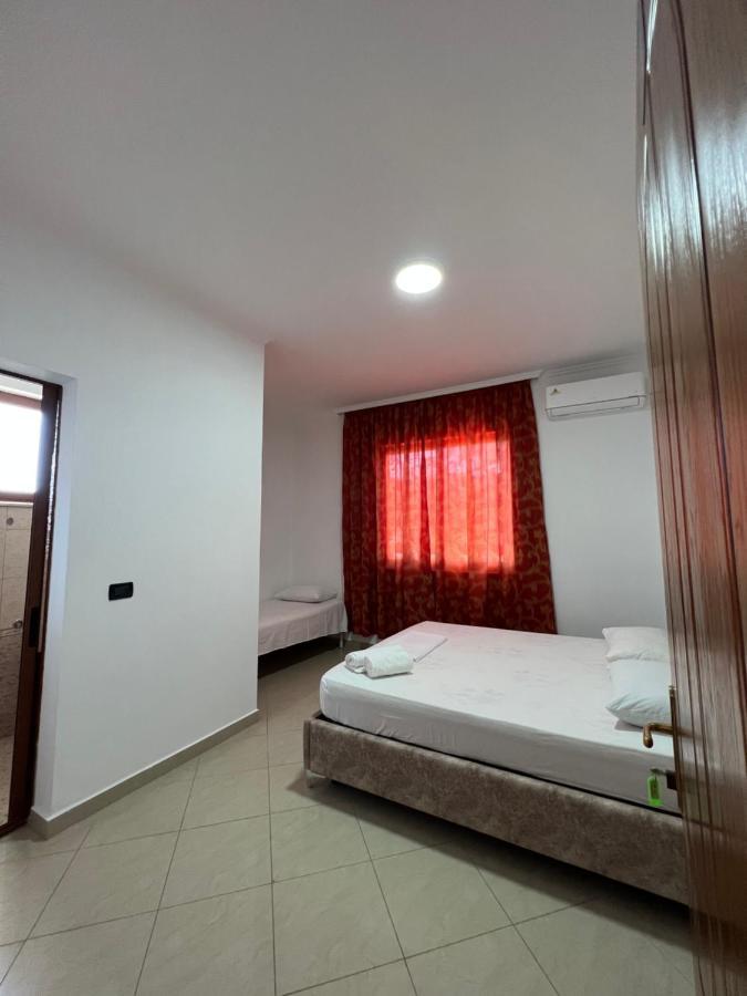 Guest House Il Palazzo Durrës 外观 照片