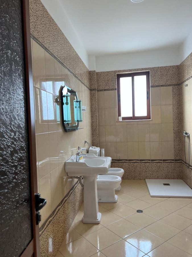 Guest House Il Palazzo Durrës 外观 照片