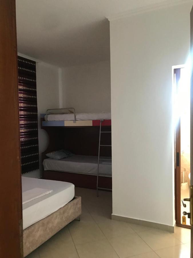 Guest House Il Palazzo Durrës 外观 照片